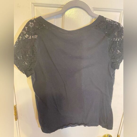 LRL Lauren Jeans Co. Ralph Lauren Scoop Neck Floral Lace Sleeve Blouse Black M - Picture 2 of 6